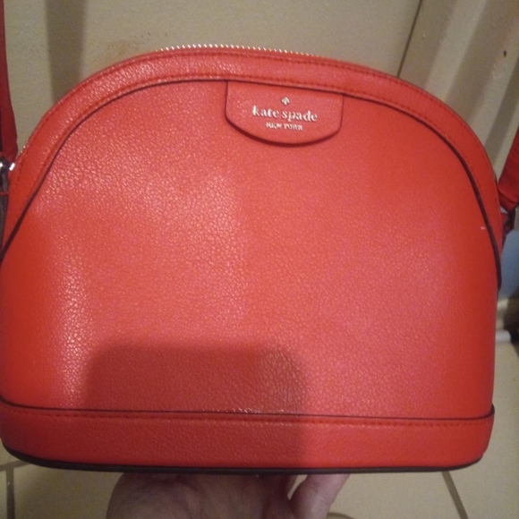 kate spade Handbags - Kate Spade Vibrant Red Crossbody Bag